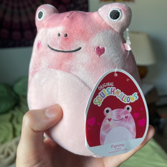 SOLD ON DEPOP - Picture 2 of 3